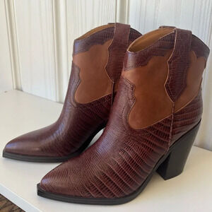 Marc Fisher GONA WESTERN BOOTIE ankle brown classic women’s size 9